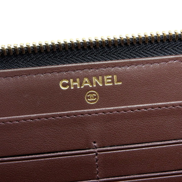 CHANEL Black Caviar Leather Logo Wallet - Picture 9 of 9